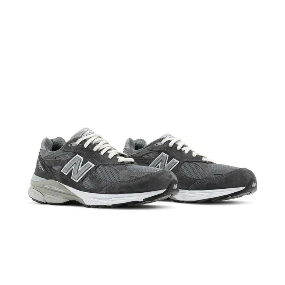 New Balance M990KT3 Sneakers
